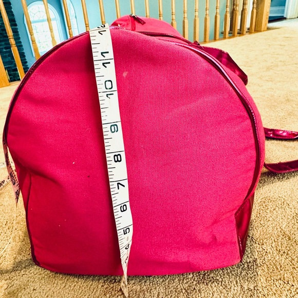 Victoria's Secret Plink Canvas Large Duffle Bag w
20.5”~L x10”~W x 12”D - Picture 9 of 13